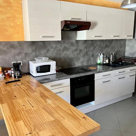 Appartement 2 Chambres - Lits King Size - Wifi - Baignoire Le Puy-en-Velay 외부 사진